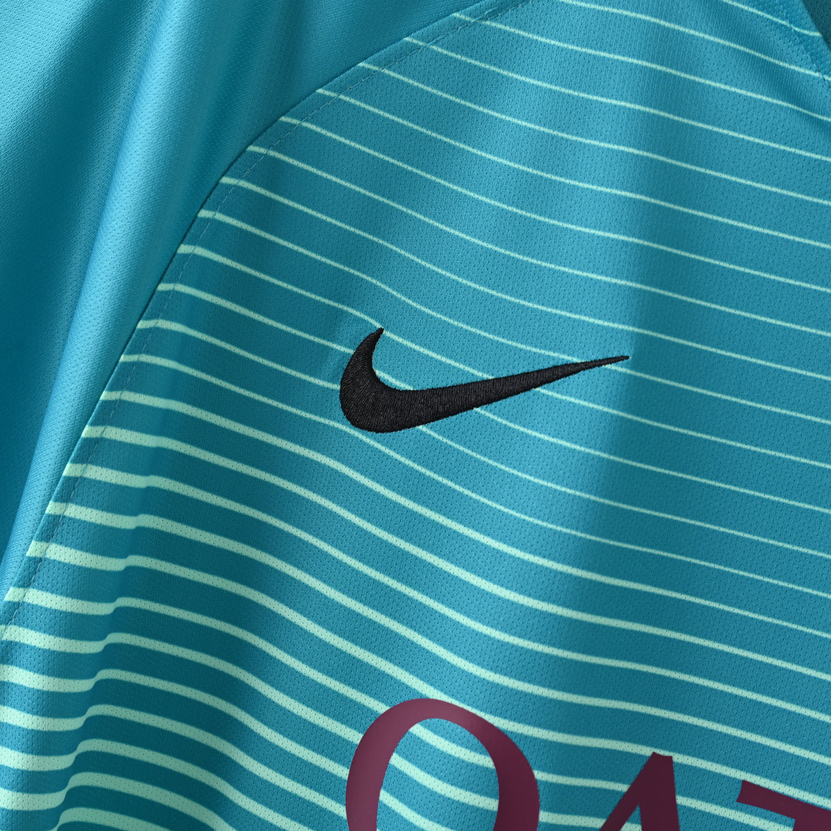 Camiseta Icónica FC Barcelona Temporada 2016/2017 (Visitante o Alternativa)