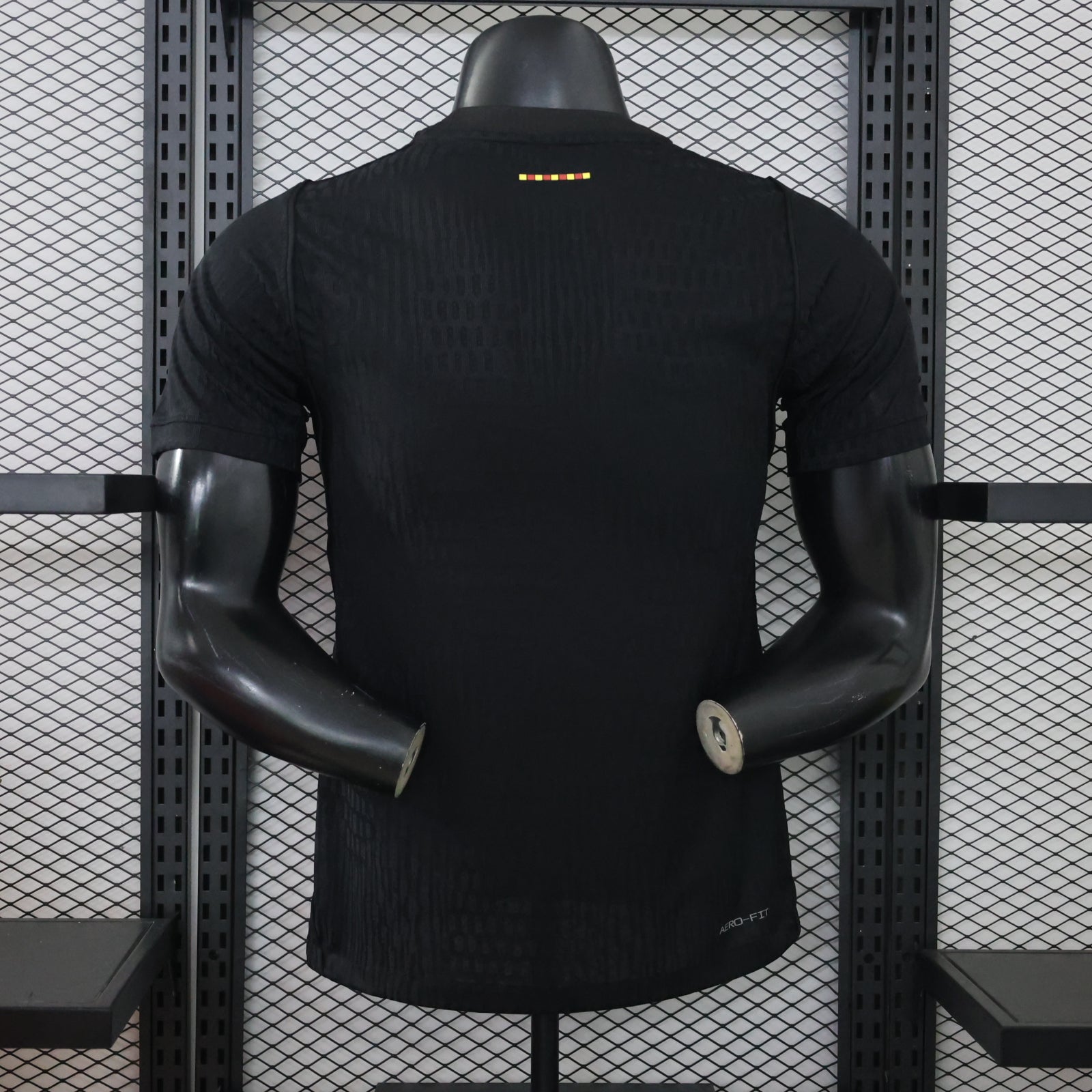 Stealth del FC Barcelona en color negro total