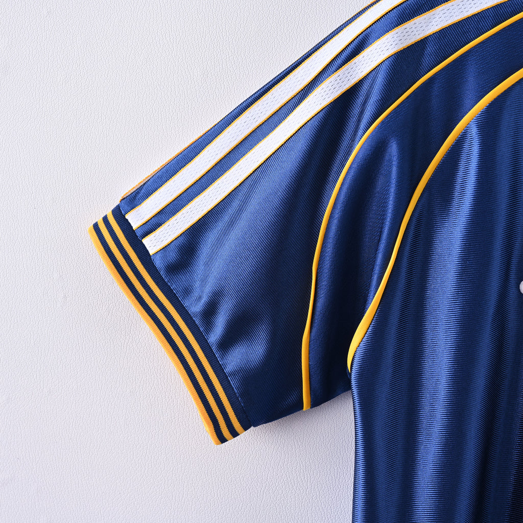 Camiseta Icónica Real Madrid Temporada 1999/2000 (Visitante - Azul / La Octava)