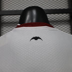 Valencia CF de la temporada 2024/2025 firmada por Puma